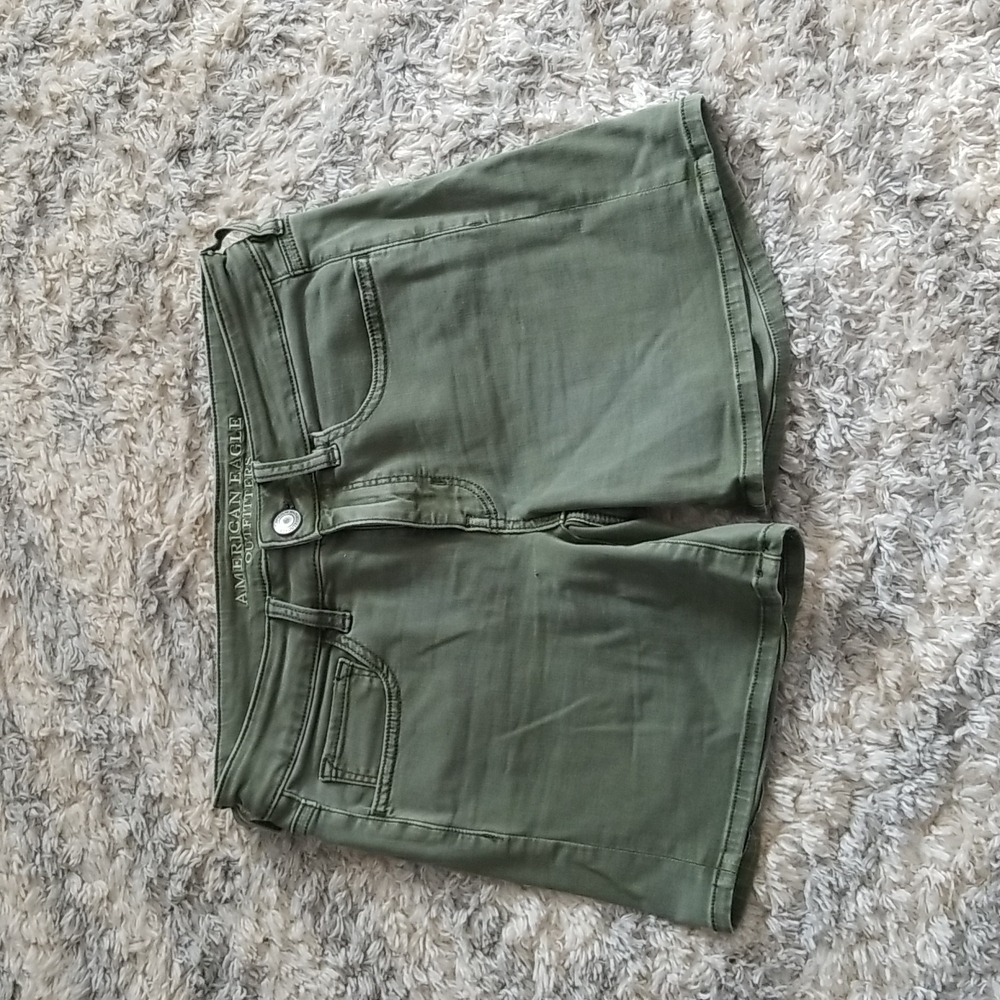 AE Midi Shorts